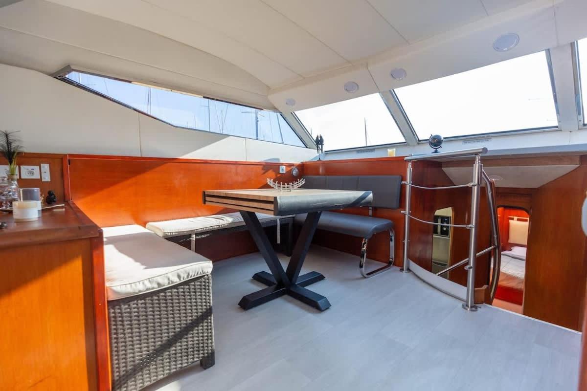 Yacht Evasion La Rochelle - Bateau Insolite Екстер'єр фото